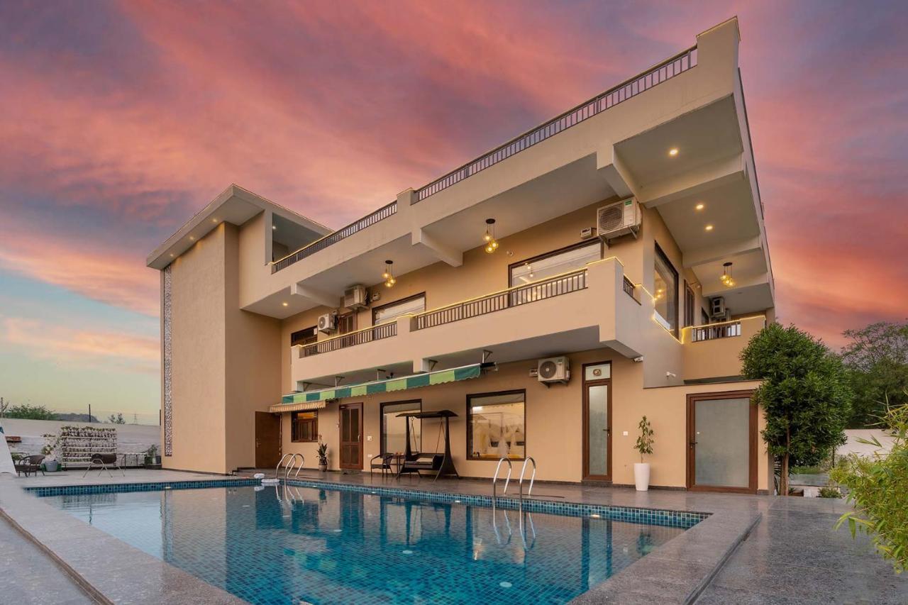 Brookvale Manor By Stayvista - Private Pool Haven With Endless Views & Indoor Fun Sohna Exterior photo